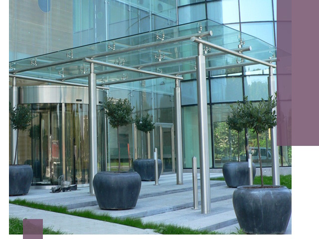 Навесы из стекла на заказ в Дагестанских Огнях — монтаж и установка