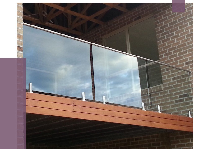 Стеклянные парапеты на крыше и террасе в Дагестанских Огнях от 11613 руб. | ПРОЛЁТ-Дгс